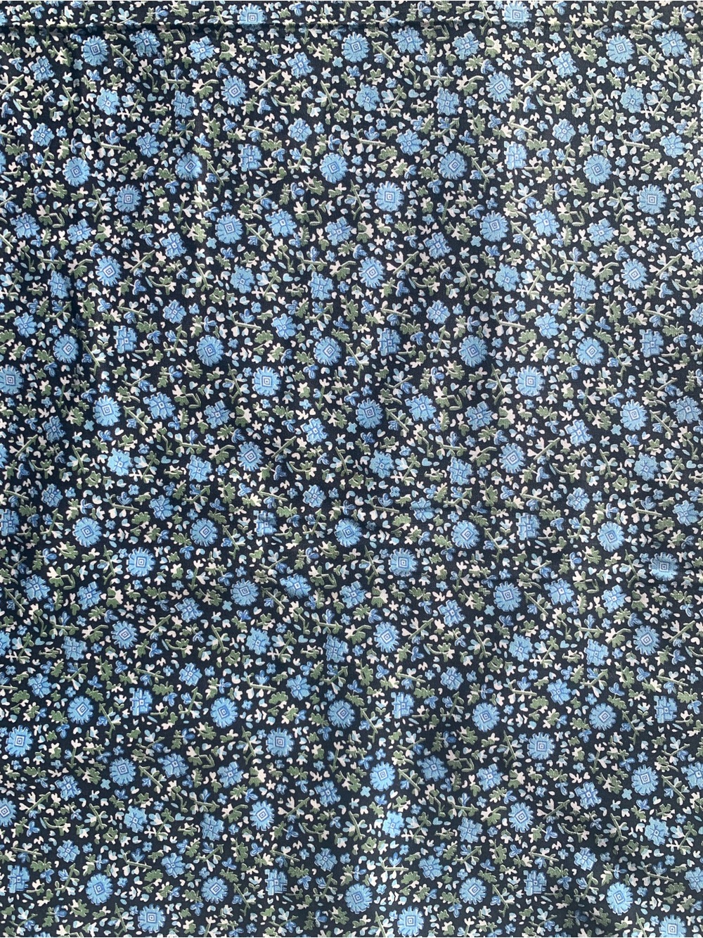 Stunning Antique 1930s cotton black blue green & white floral whimsygoth fabric - Picture 12 of 16